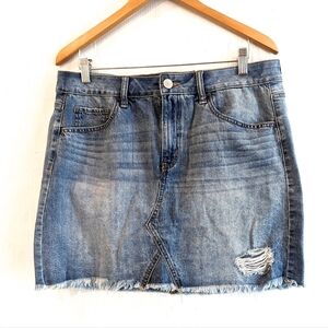 SO Juniors 5 pocket distressed blue denim skirt medium wash size 17/33